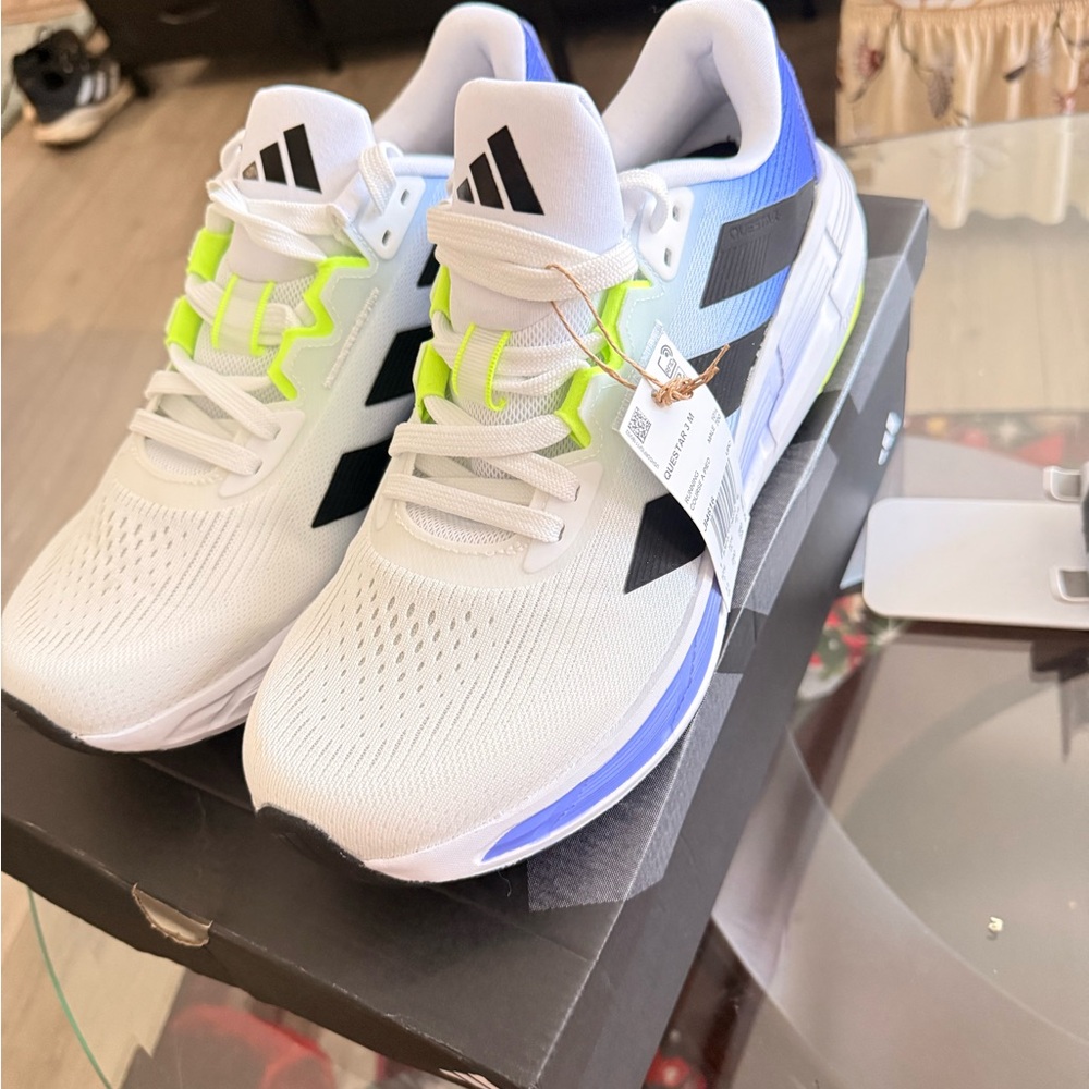 Adidas Questar 3 running sneakers White and Lime Green Sneakers size 12 or 28cm - Picture 12 of 12